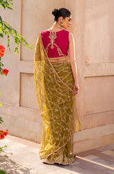 Contrast sequins embroidered back details